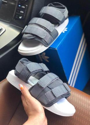 Сандалії adidas adilette sandal gray(у сірому кольорі)(37,38,40,41)