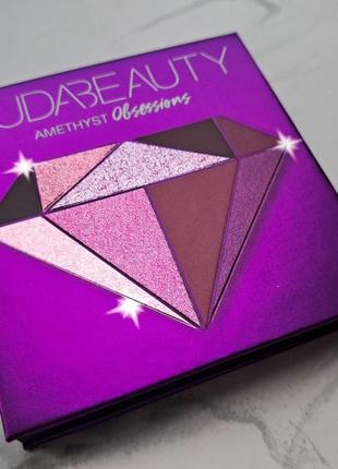 Палетка тіней для повік huda beauty amethyst obsessions eyeshadow palette1 фото