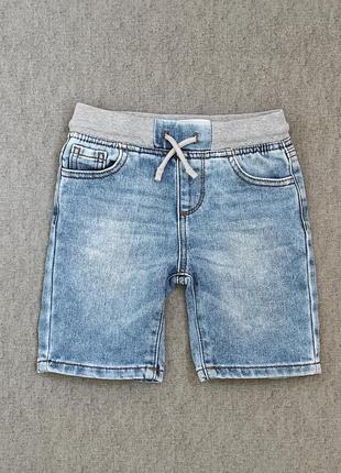 Джинсові шорти на 3-4 роки9 фото