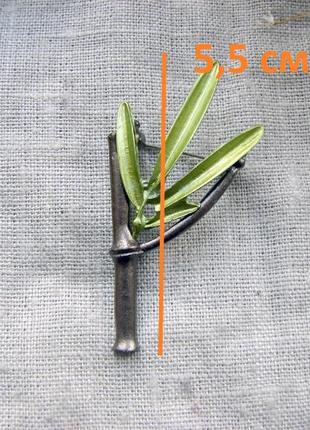 Брошка бамбук лаконічна брошка у вигляді гілки та листя бамбука. колір зелений коричневий3 фото