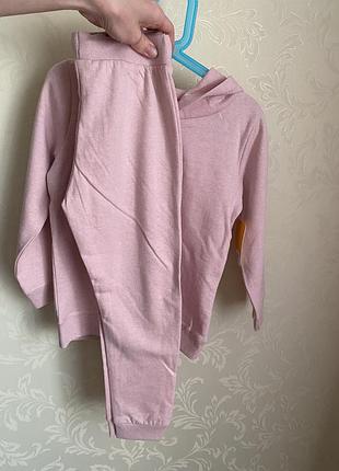 Розовы-бежевый костюм худи брюки тонкий утеплитель на рост 110-116см привезенный из швеции