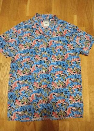 Яркая рубашка из вискозы