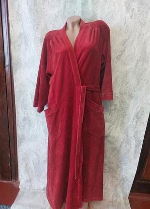 Жіночій велюровий халат.1 фото