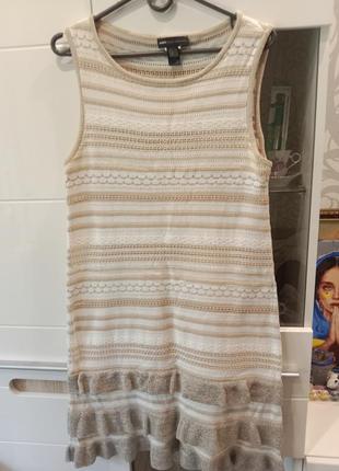 Тоненькое вязаное платье фирмы mango размер м