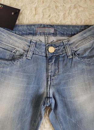 Стильные женские джинсы клеш primo emporio, итальялия, р.s,m4 фото