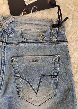 Стильные женские джинсы клеш primo emporio, итальялия, р.s,m8 фото