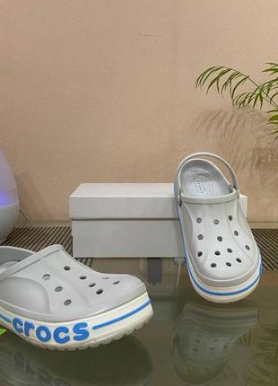 Тапочки crocs