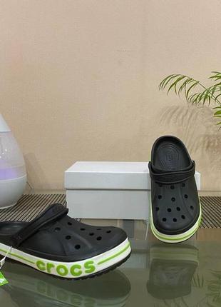 Тапочки crocs
