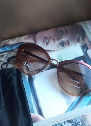 Солнечные женские очки бренда gian marco venturi, италия.