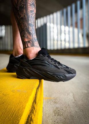 Кроссовки adidas yeezy boost 700 v2 vanta