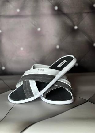 Мужские кожаные шлепанцы2 фото