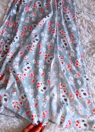 Нежное платье-сарафан new look в цветочный принт5 фото