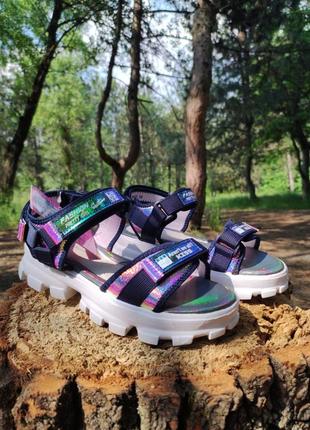 Стильные и удобные босоножки для девочки хамелеоны Knee shoes