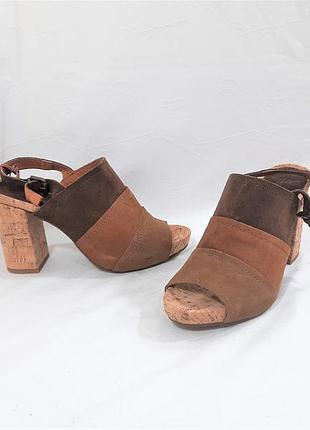 Шикарные кожаные испанские босоножки от "mtng", р 38