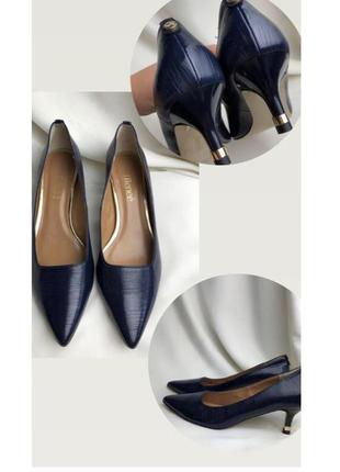 Туфлі човники kitten heels  j. renee "baidy" розмір 38-38,5 човники зручні комфортні каблуки гострий носок