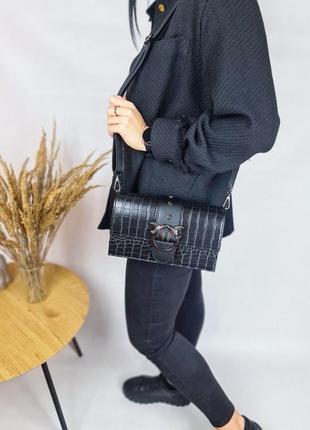 Маленькая жесткая женская сумка-клатч через плечо черная2 фото