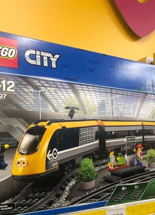 Lego конструктор пасажирський потяг 60197