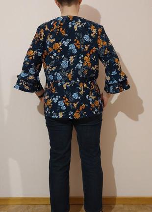 Блуза в цветочный принт 54-56 размера8 фото