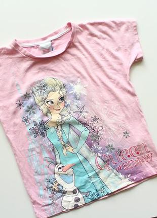 Футболка з ельзою крижане серце на 7-8 років