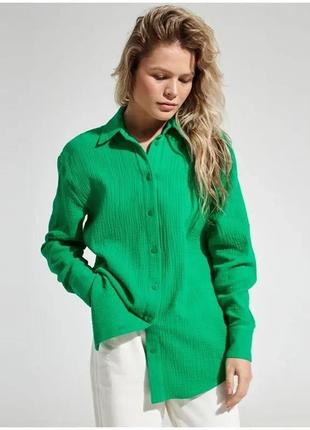 Рубашка женская зеленая однотонная оверсайз на пуговицах качественная стильная базовая2 фото