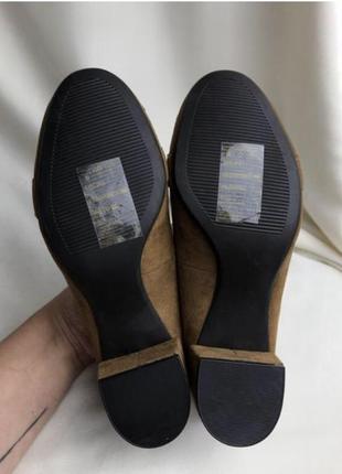 Туфли на удобных скошенных каблуках бренда debenhams размер 36 лоферы замшевые6 фото