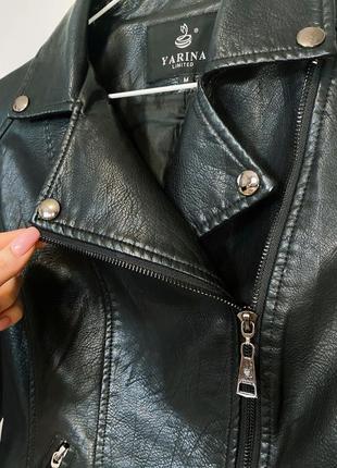 Кожаная курточка укороченная косуха из кожи в стиле zara bershka6 фото