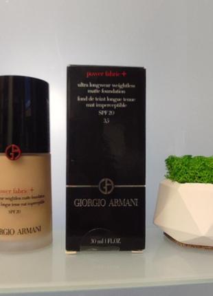 Тональный крем от бренда armani, цвет 3.5.