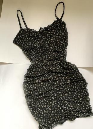 Сукня в принт квітки з драпіровкою2 фото