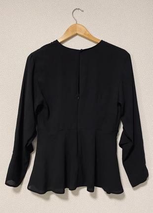 Черная блуза с декором2 фото