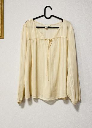 Ніжна блуза блискуча нитка1 фото