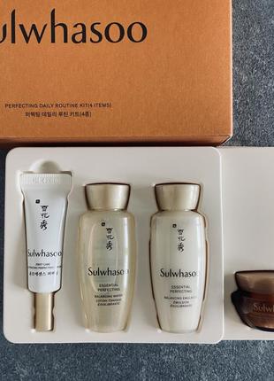 Люксовый набор 30+ для увлажнения и питания sulwhasoo perfecting daily routine kit 4items