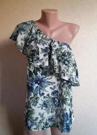 Шикарная блуза на одно плечо в цветочный принт