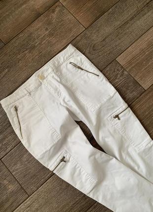 Белоснежные штаны.5 фото