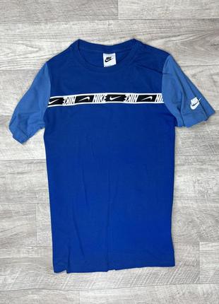 Nike футболка 147-158 см l размер детская синяя с принтом оригинал1 фото