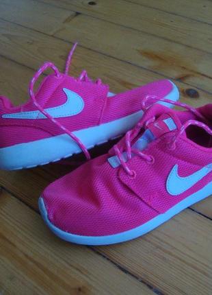 Кроссовки nike roshe  оригинал 31 размер