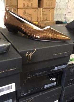 Балетки,туфли от лакшери бренда giuseppe zanotti. оригинал. новые.3 фото