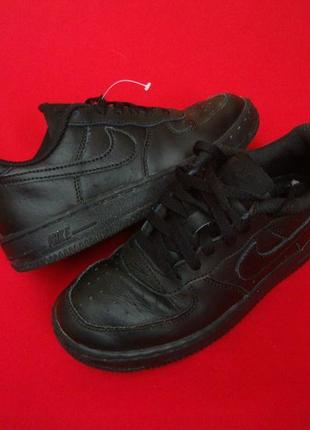 Кроссовки nike air forсe оригинал  30 разм