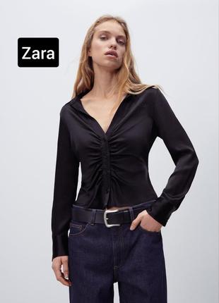 Сорочка кроптоп чорна жіноча коротка сатинова зі сборкою від бренду zara s