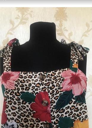 Майка из вискозы спереди на пуговицах