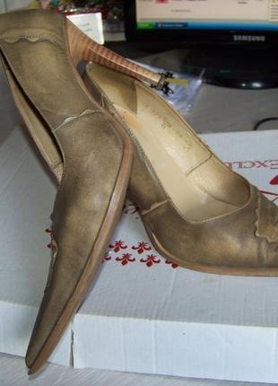 Продажа-обмен туфли цвет хаки кожаные женские 37р2 фото