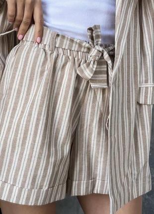 Деловой льняной костюм с шортами натуральный лён в полоску льняные шорты с поясом...