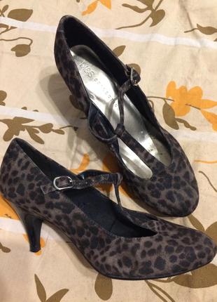 M&s marks & spencer туфлі замшеві леопардові 24.5 см