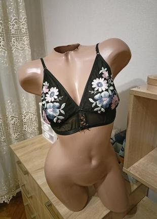 Шикарный браллет сеточка с вышивкой