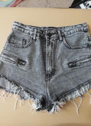 Шорти бренд 2