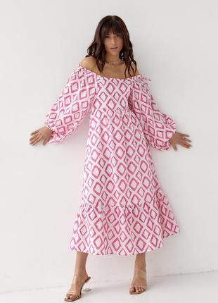 Длинное платье в ромбы с оборкой внизу - розовый цвет, m (есть размеры)8 фото
