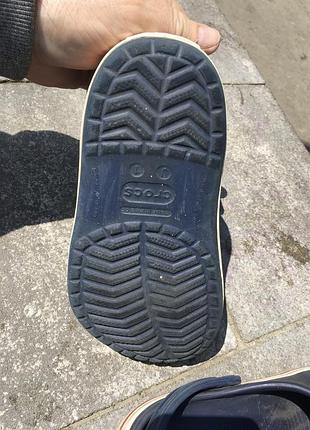 Crocs 6