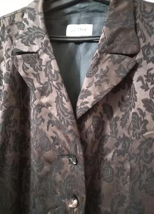Шшикарный пиджак, новый,размер 50-52.2 фото