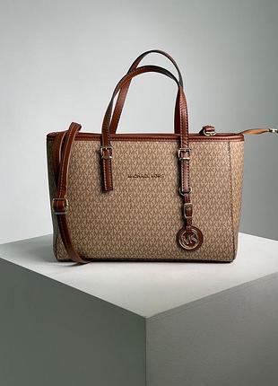 Женская стильная бежевая коричневая сумка шоппер michael kors тренд сезона6 фото