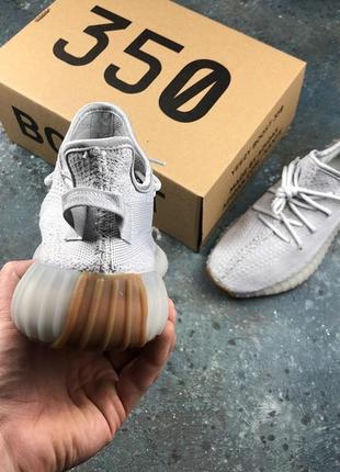 Женские лёгенькие летние кроссовки  адидас изи adidas yeezy boost 350 v2 sesame.9 фото