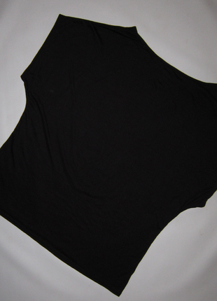 Свободная черная футболка губы череп британский бренд be jealous3 фото
